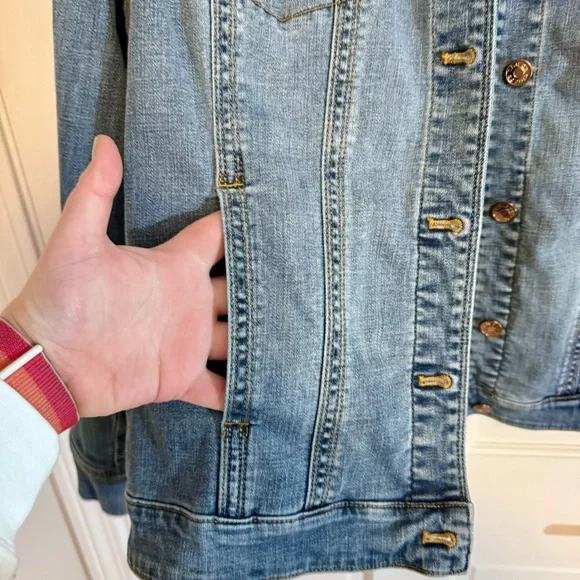 Chico’s | Denim Jacket, Medium Wash, Size 3 (16/18) - EUC - Picture 3 of 6